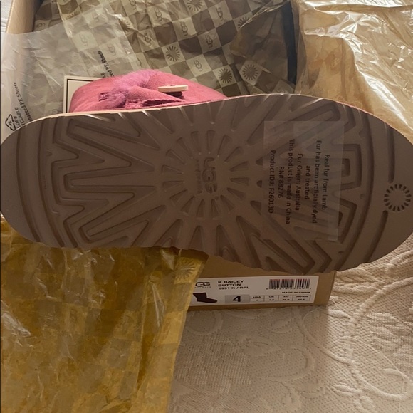 Bailey Bow Ugg - Picture 5 of 6